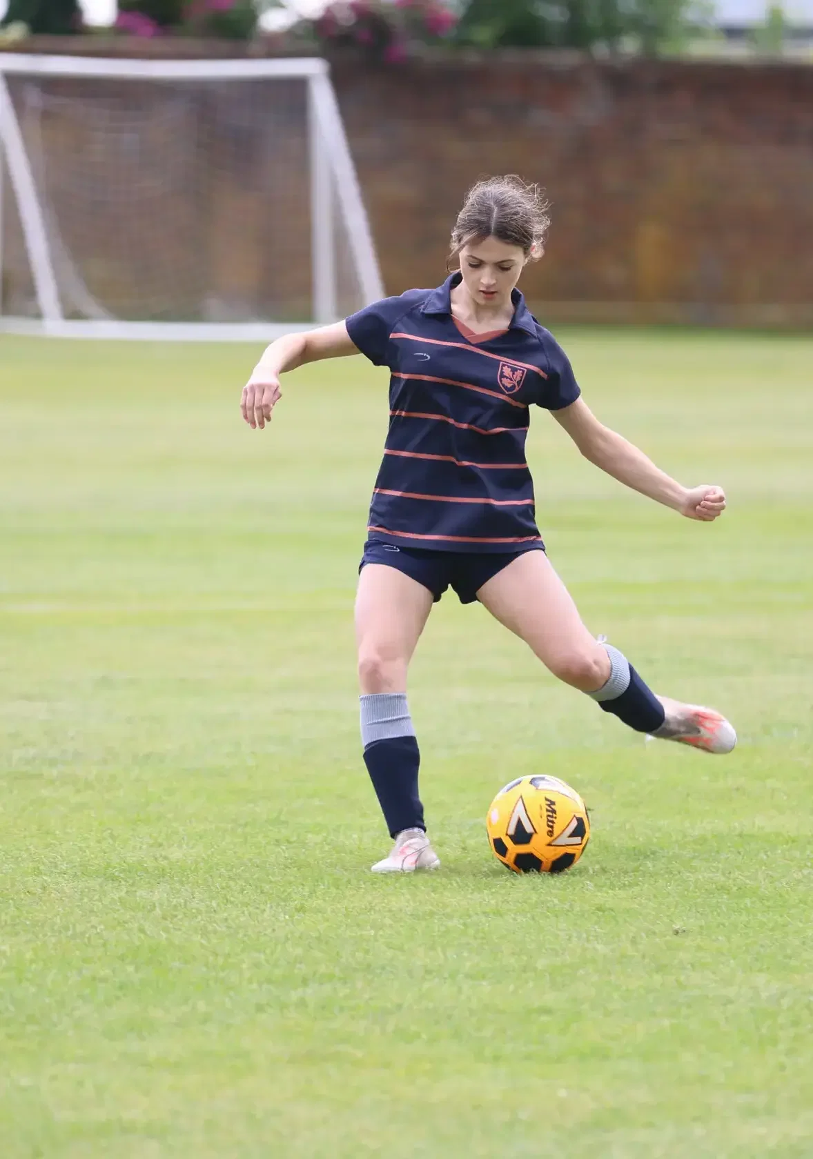 Leighton Park Girls Football