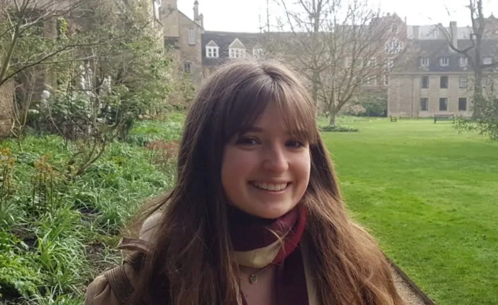 Esther sixth former headshot