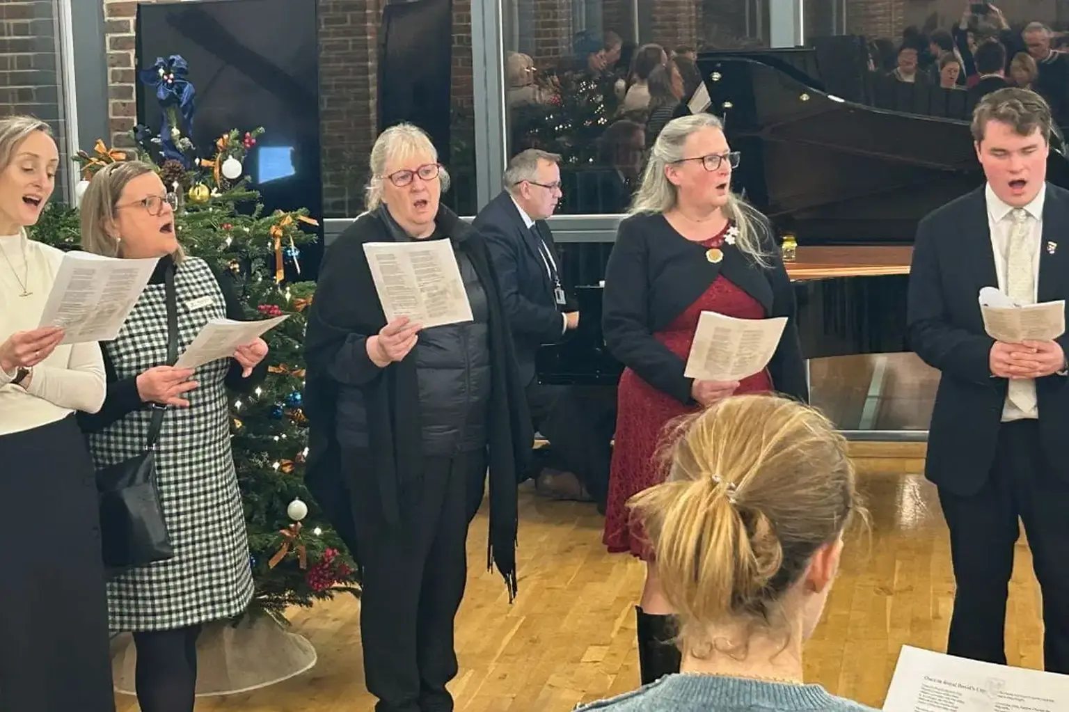 Leighton Park Christmas Evening Meeting 2025