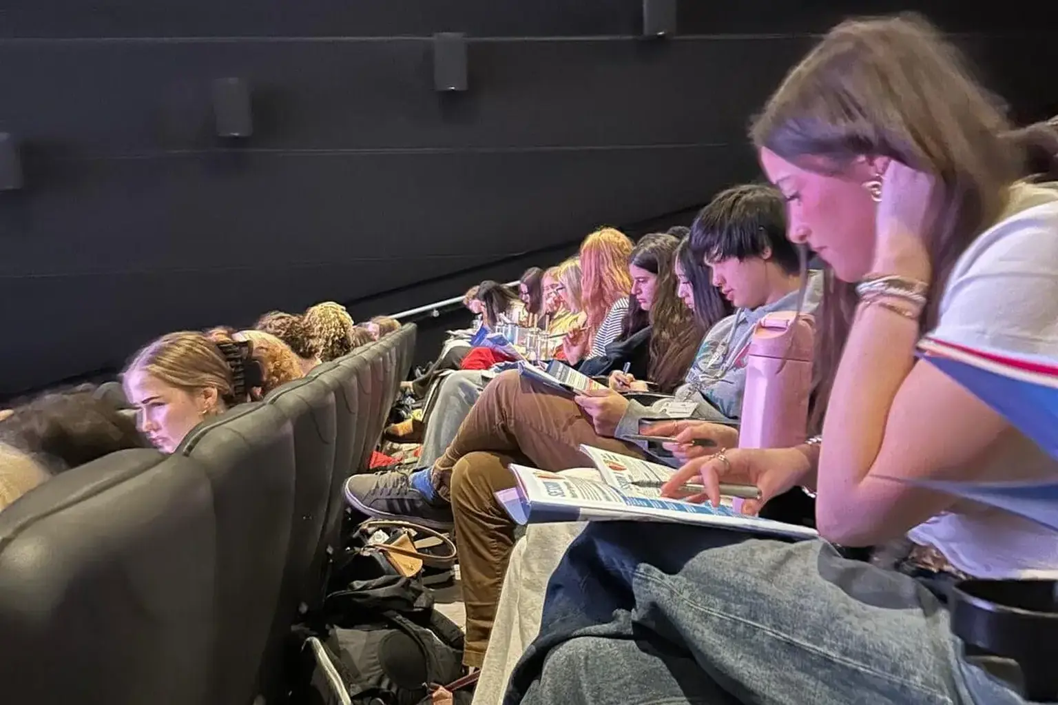 Leighton Park students at Psychology conference