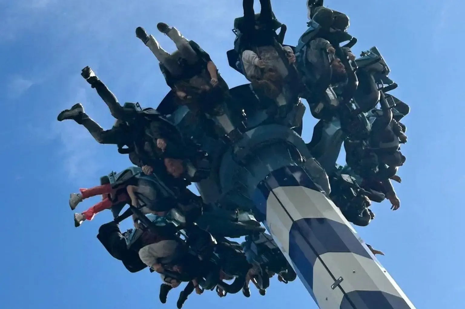 Leighton Park students on theme park ride